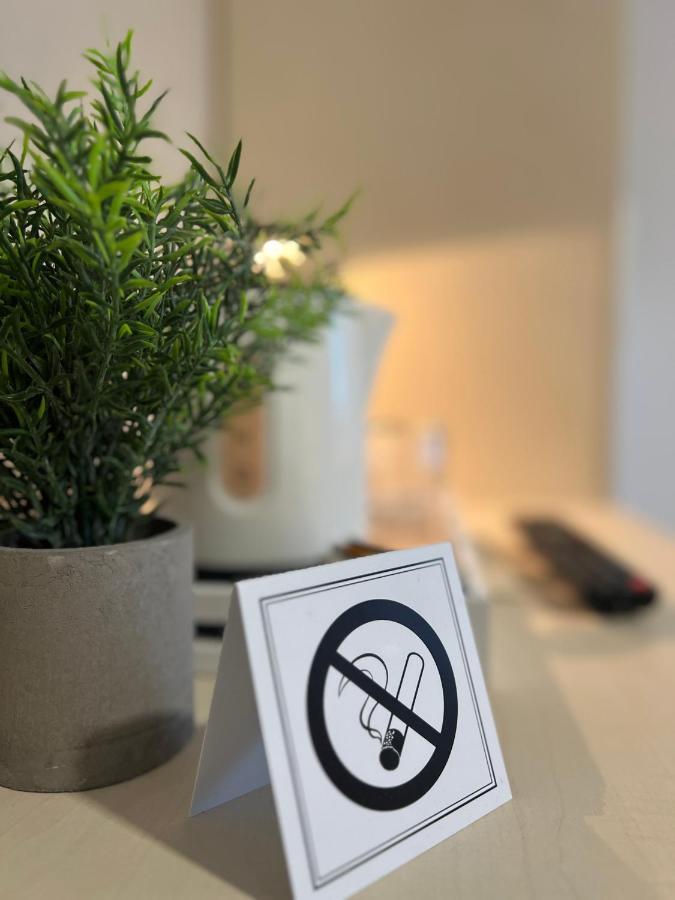 Hotel Pelikan Китцинген Екстериор снимка