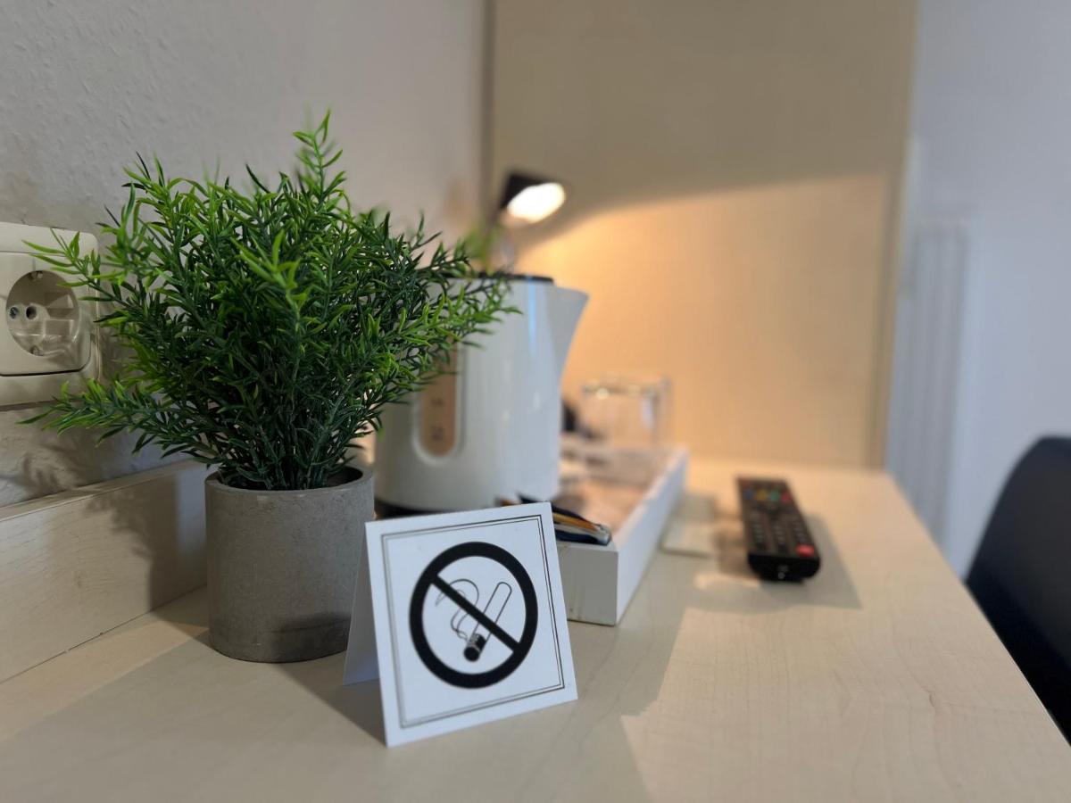 Hotel Pelikan Китцинген Екстериор снимка